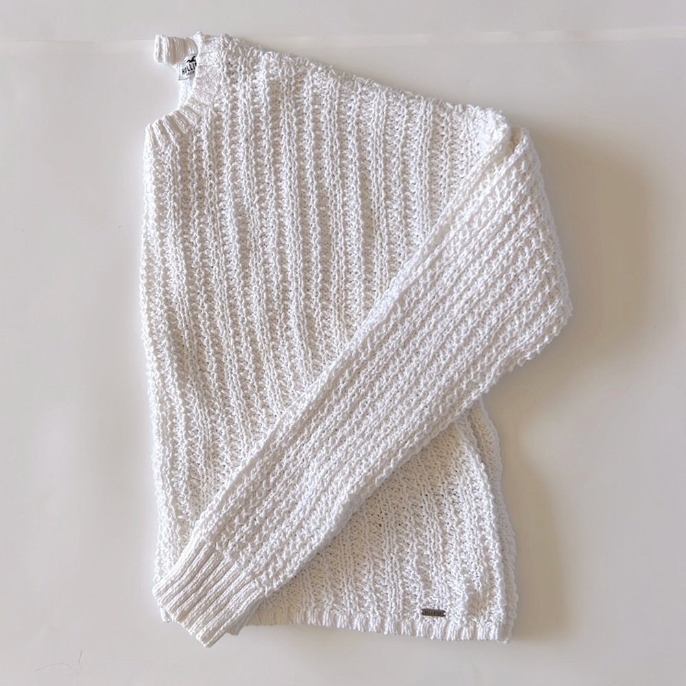 Hollister Lightweight Knit Sweater